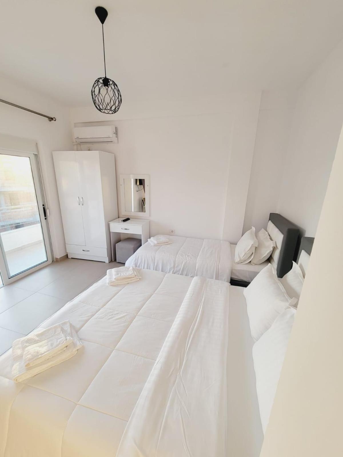 Makla Apartment Sarande Exterior photo